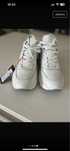 Sneakersy Wojas 38 Nowe