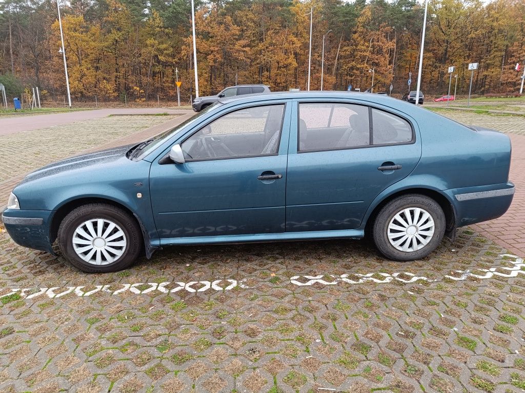 Skoda Octavia  1.6 Benz + Gaz sekw.