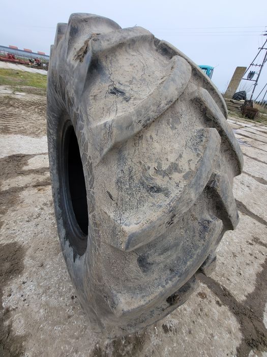 500/85 r24 Continental hervest 70-80% bieżnika