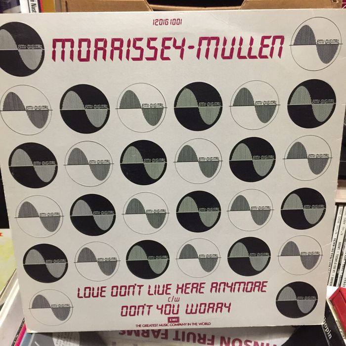 Vinil Single: Morrissey - Mullen - love don’t live here anymore 1979