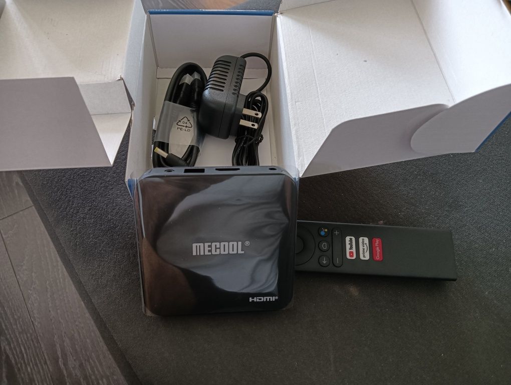 Box android tv - Mecool