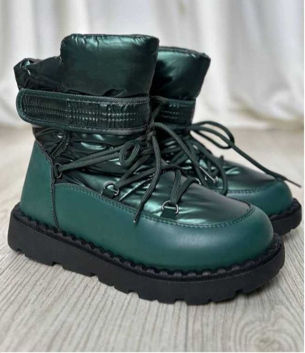 Дутики , чобітки зима
