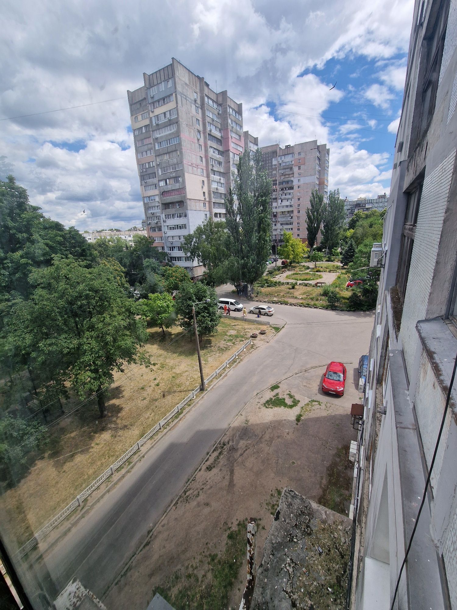 Продажа 3 комнатной квартиры на Титова. Янгеля 7.