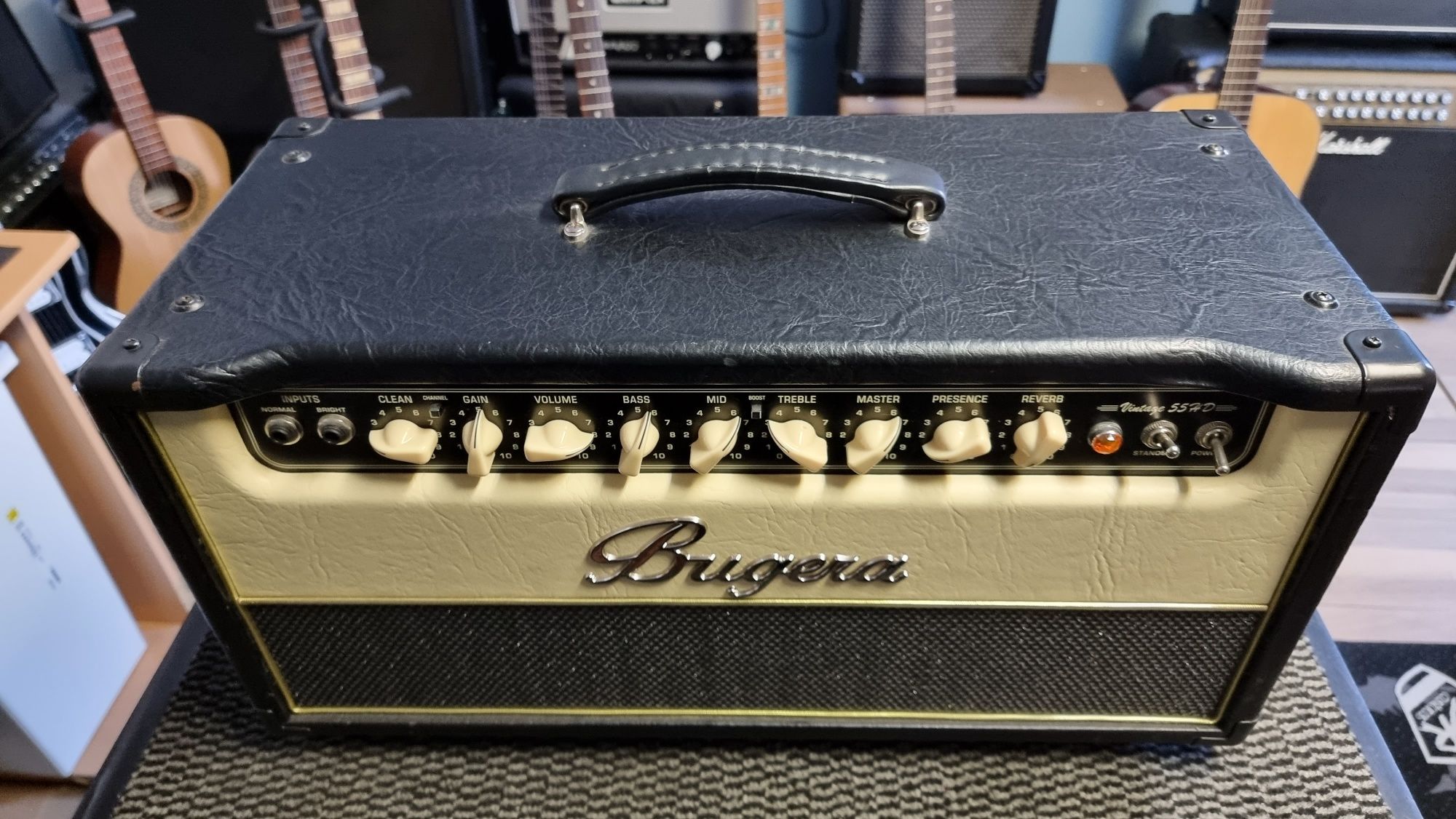 Amplificador Bugera Vintage 55 HD Guitar Amp Head