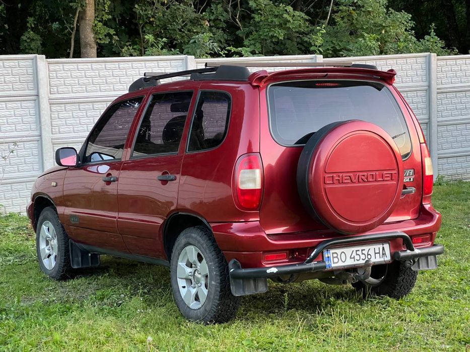 Продам авто 4*4 в доброму стані , все працює газ/ бензин.