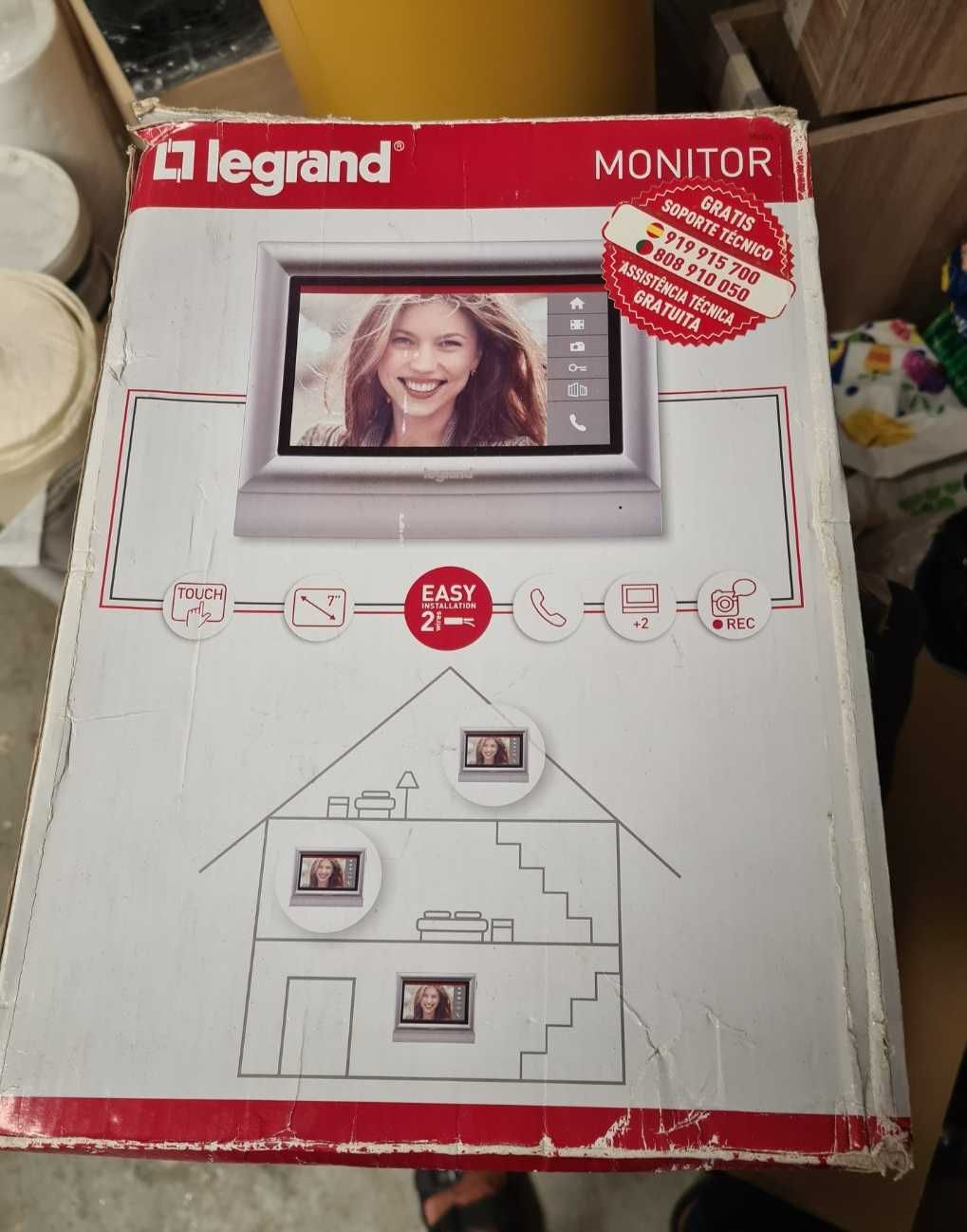 monitor legrand  silver  7'' touch 2F