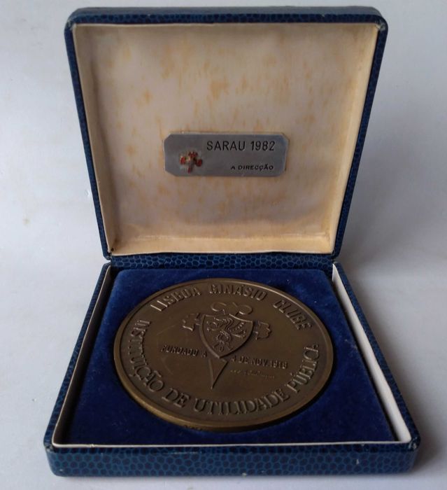 Placa comemorativa do Sarau do Lisboa Ginásio Clube de 1982