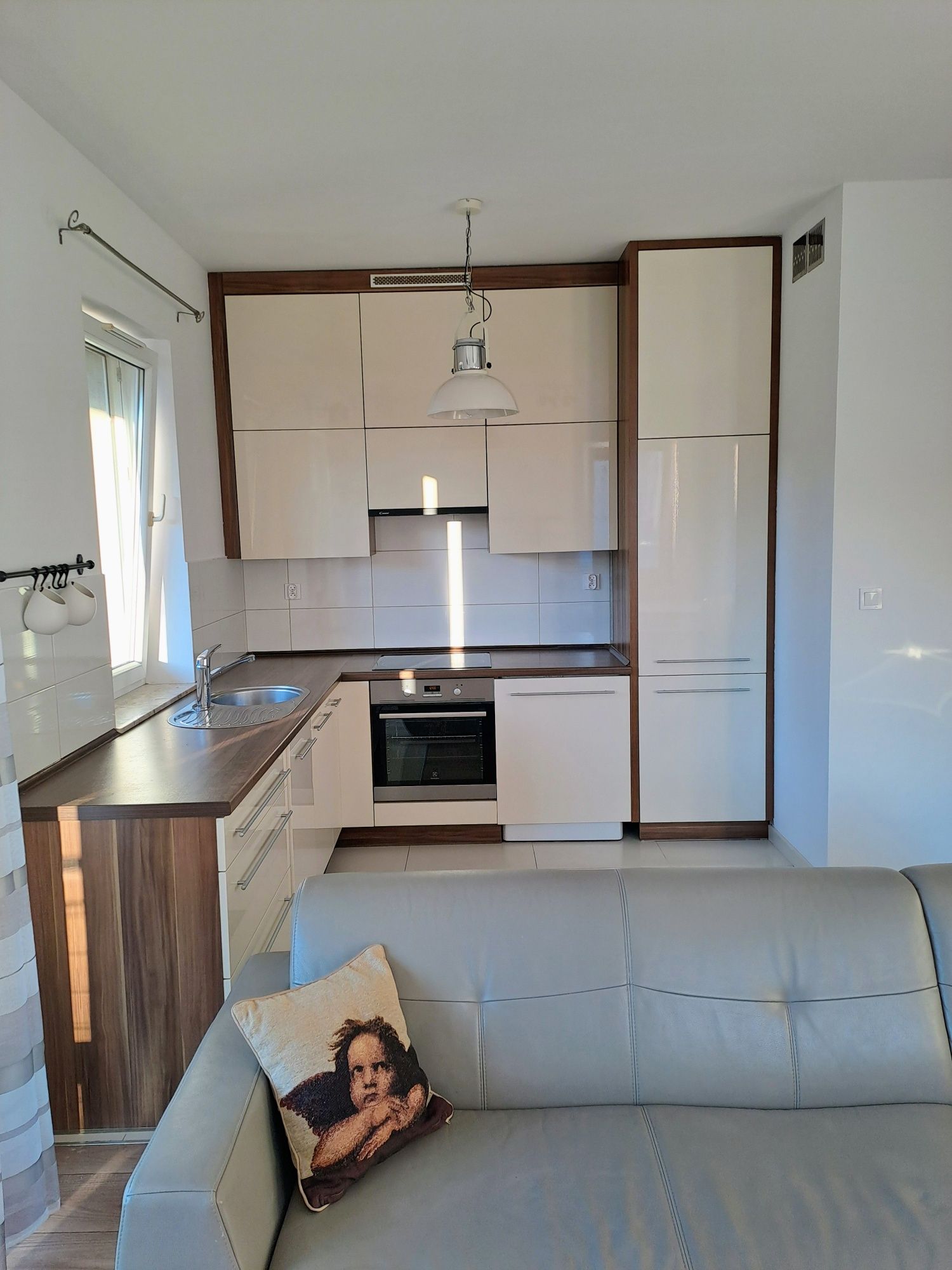 Wynajmę 2 pokoje, 38 m², taras, parking – Stara Miłosna, Wesoła, W-wa