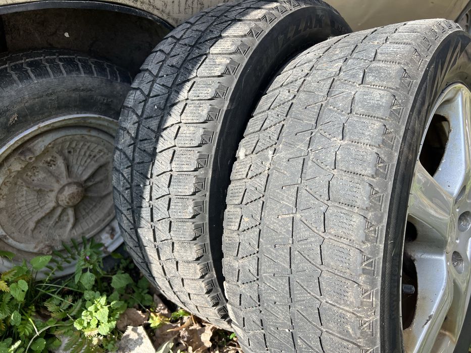 Резина зима 205/55 r16