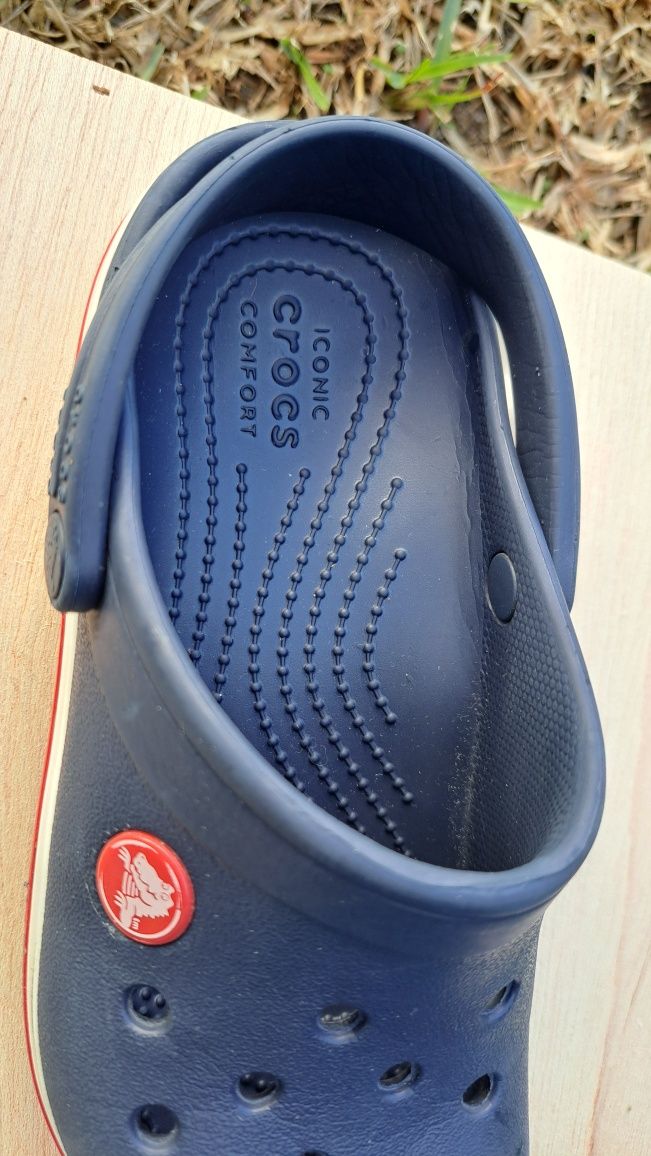 Sandálias CROCS como novas C12