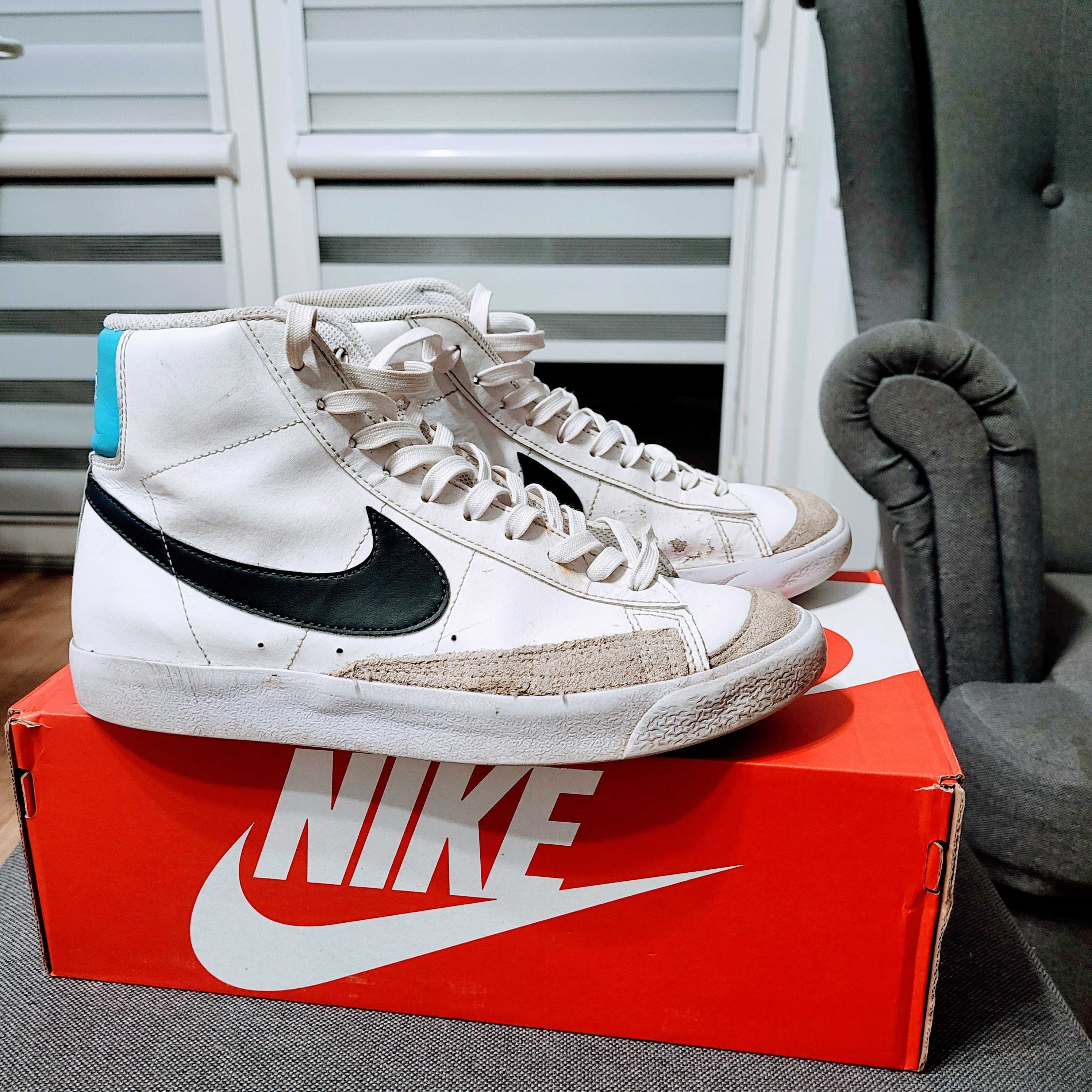 Nike Sportswear BLAZER MID 77 - Sneakersy wysokie r. 40 biało-czarne