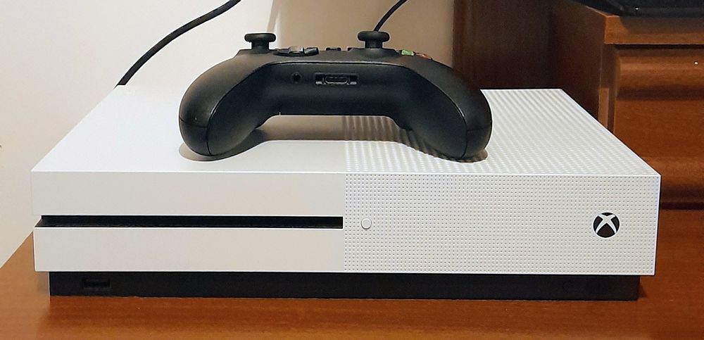 Vendo ou troco Xbox One S
