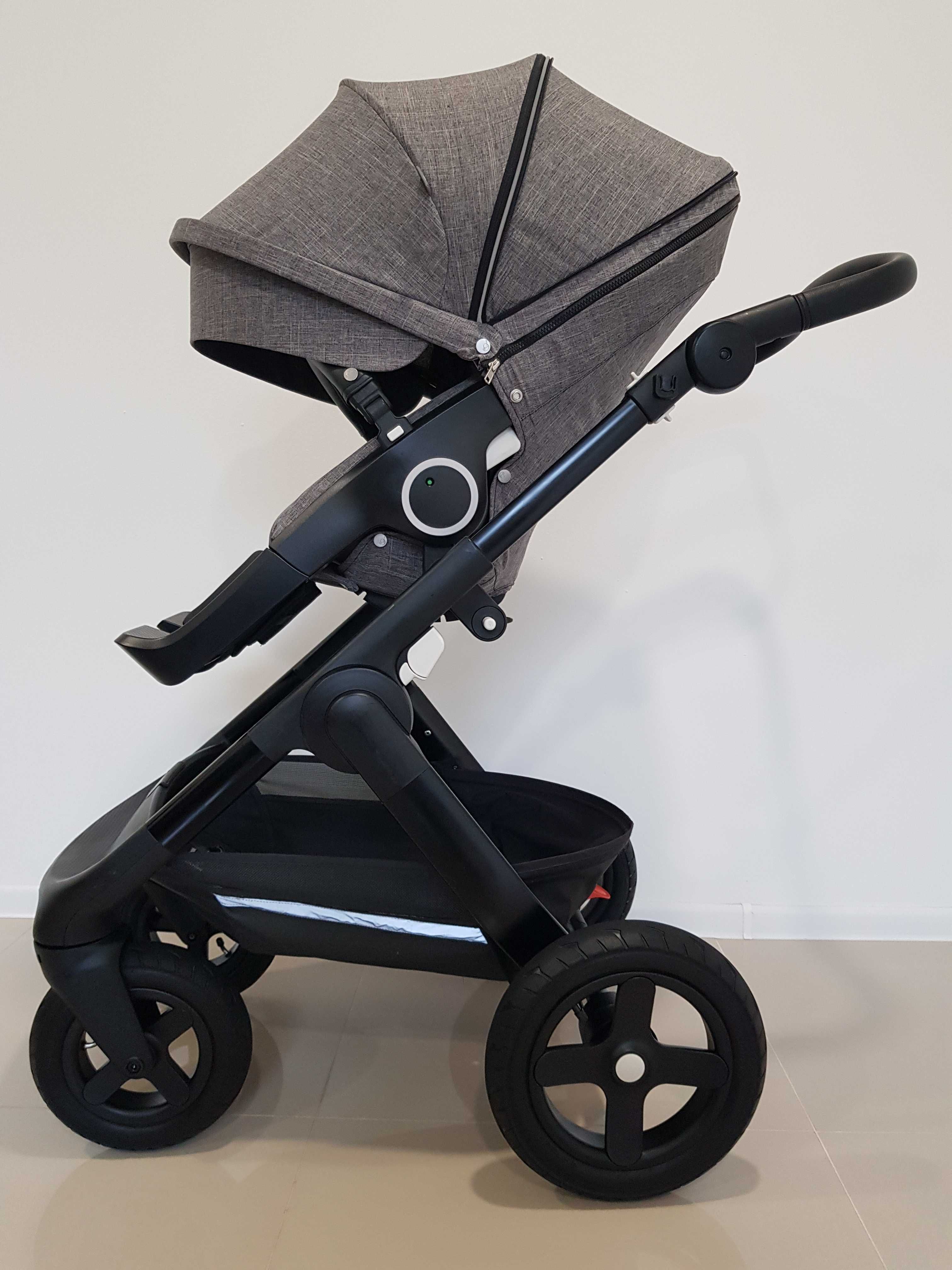 Śliczny wózek Stokke Trailz Black Melange 4w1