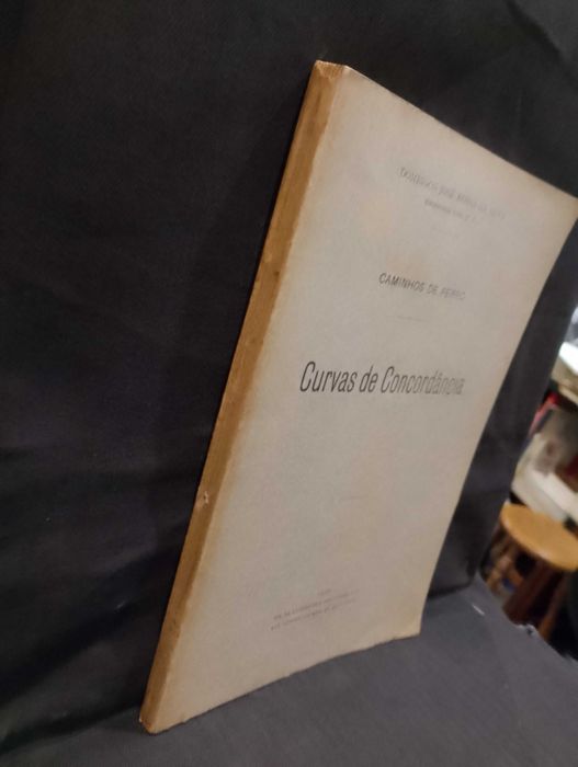 Curvas de Concordância "Caminhos de ferro" - Domingos José R. da Silva