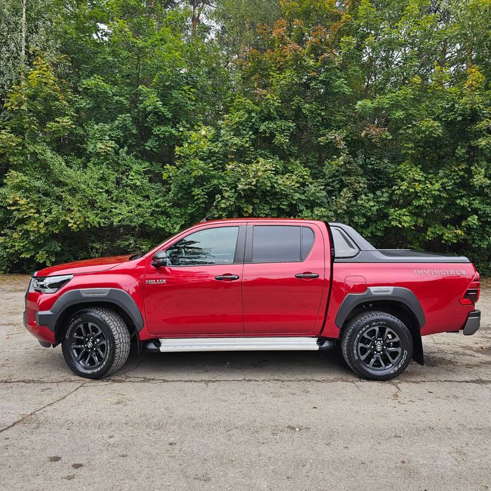 Toyota Hilux 2.8 D-4D Double Cab Invincible 4x4