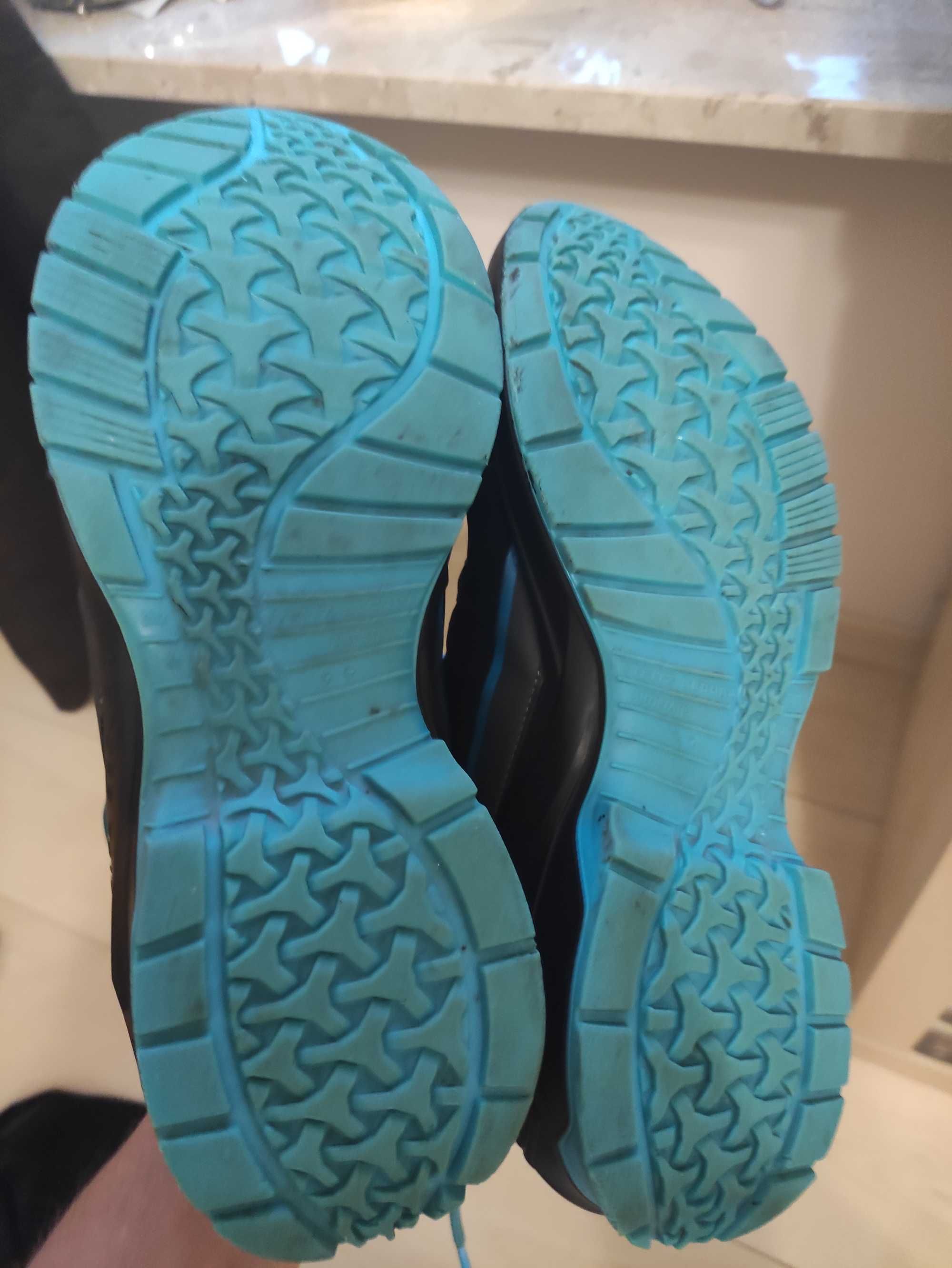Męskie buty robocze Steitz Secura VD PRO 1100 ESD SRC 41 26,2 cm bdb