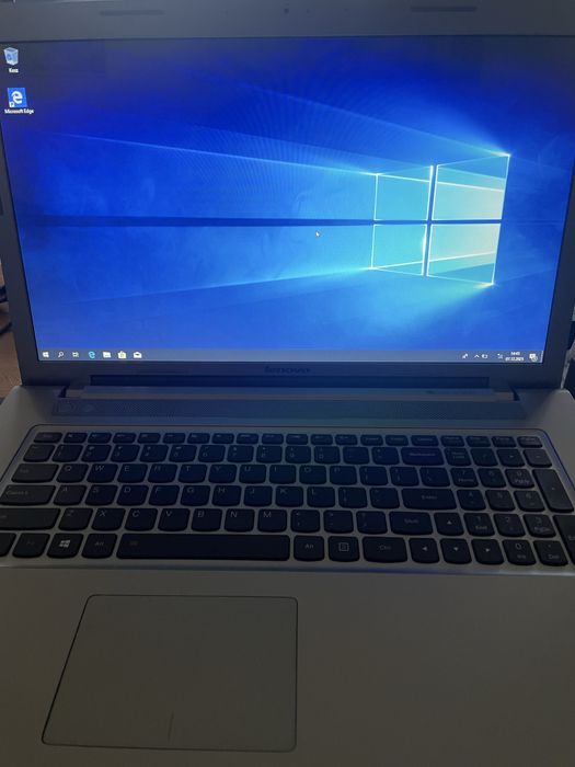 Lenovo ideapad Z 710