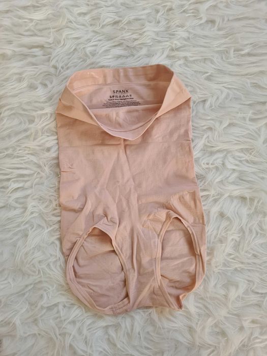 XA81 majtki wyszczuplające z wysokim stanem XS/S spanx beżowe