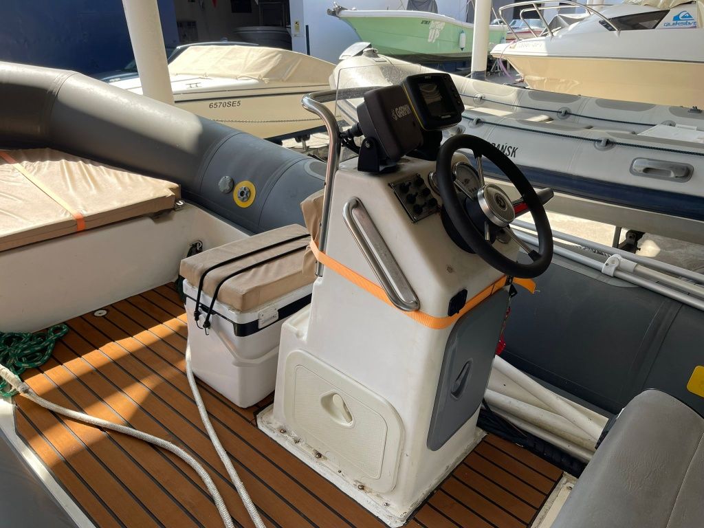 Semi rigido bombard explorer 5 mt