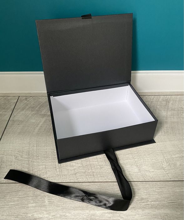 Pudełko prezentowe – szkatułka