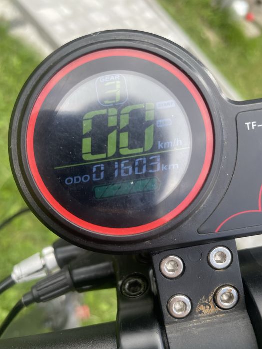 Продам електросамокат Kugoo Kirin M4 pro +