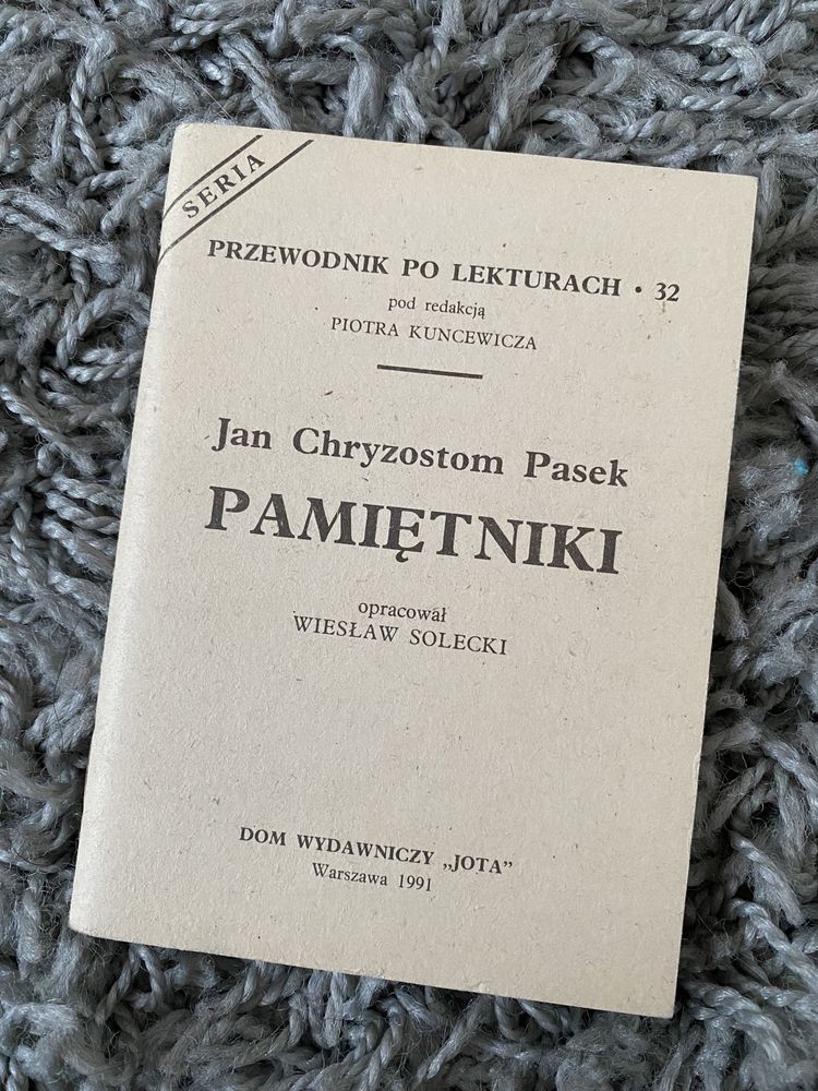 ksiazka "pamietniki" przewodnik po lekturach