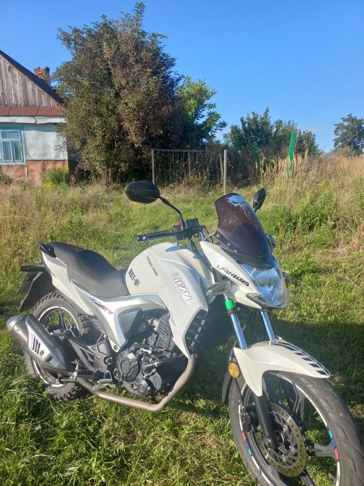 Продам Ліфан кп 200