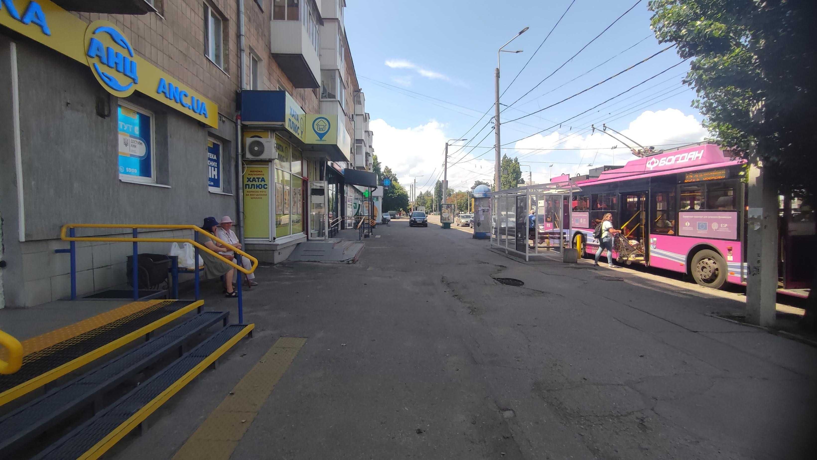 Оренда приміщення на зуп. "Залізничний вокзал". Вул. Халаменюка, 14