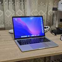 MacBook Pro 13" 2018 16gb 256gb SSD + шкіряний чохол у подарунок