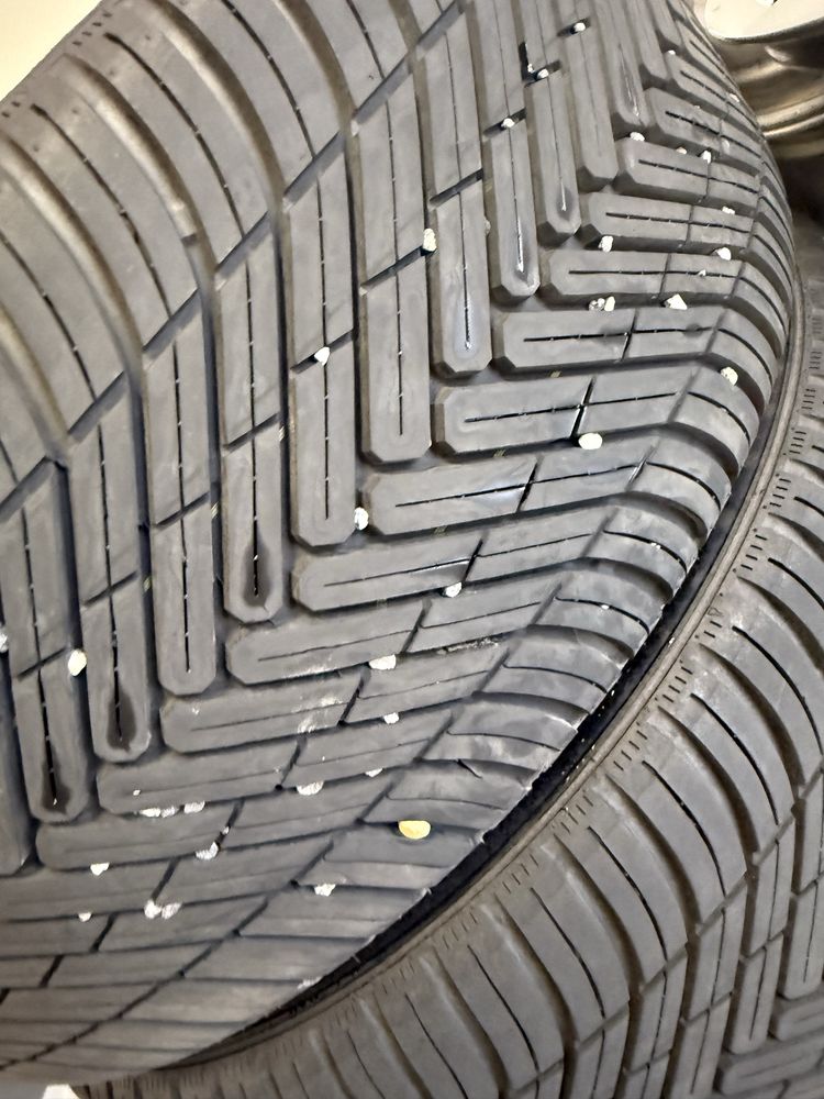 Opona 255/40r19 100 w atlas wielosezonowe jak nowe