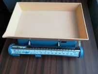 Unikatowa waga kuchenna z czasów PRL-Lubelskie Fabryki Wag-do 10 kg.
