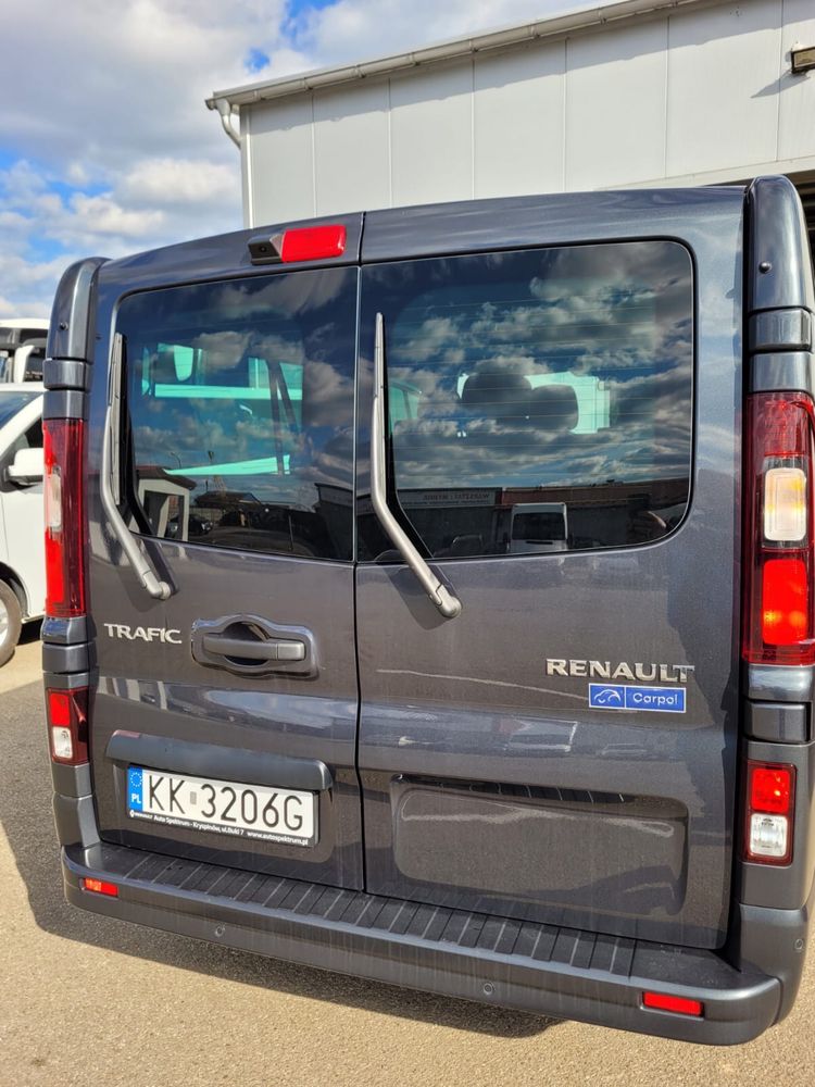 Wynajem busa 9 os