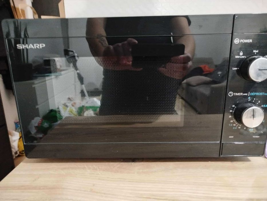 Mikrofalowka SHARP