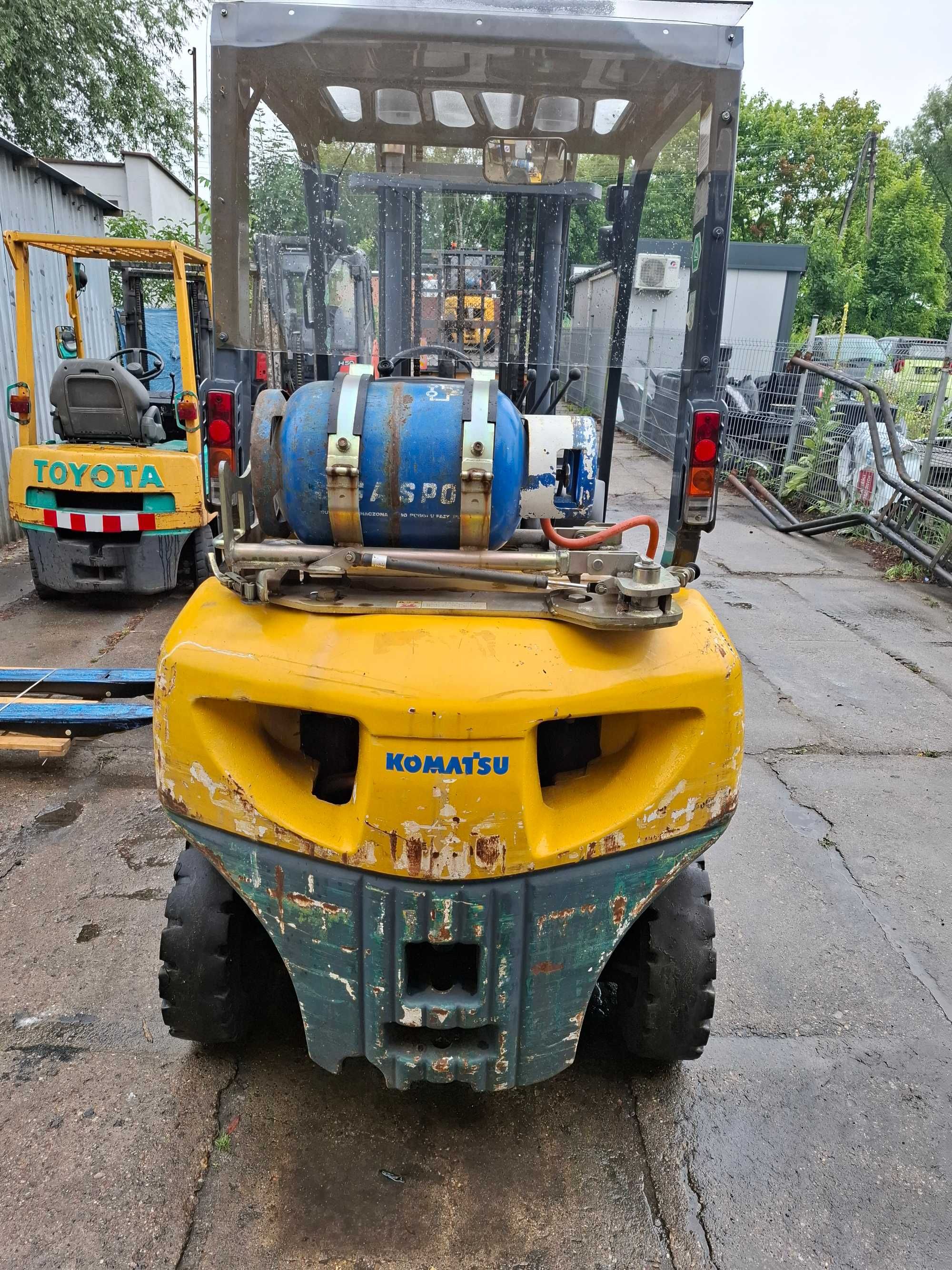 Wózek widłowy używany Komatsu / 2.0t / 2006 / Przebieg 6693