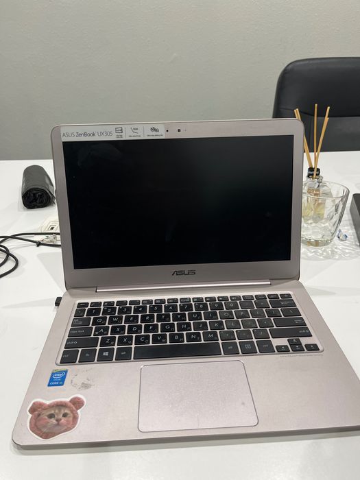 Ноутбук Asus вживаний