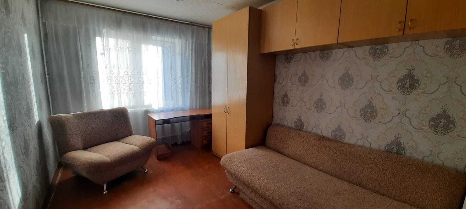 2кiм. Квартира ТРЦ Лавина та озера Чеха 2 поверх Подобово, Погодинно