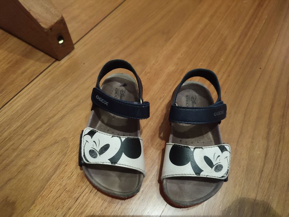 Sandálias Mickey