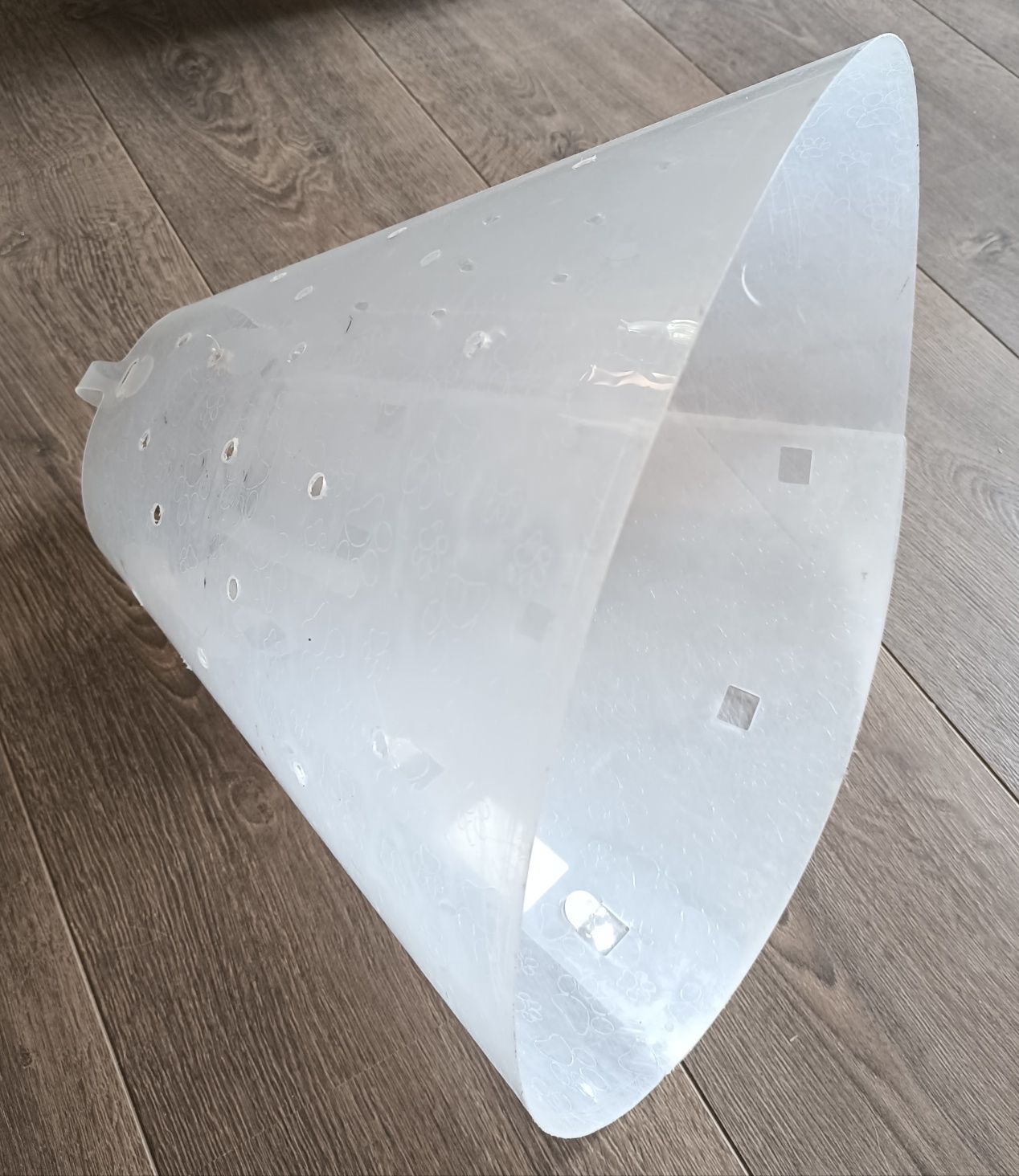 Kołnierz dla dużego psa pooperacyjny duży XXL 40 cm.