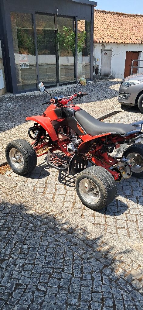 Moto 4 shineray 250cc