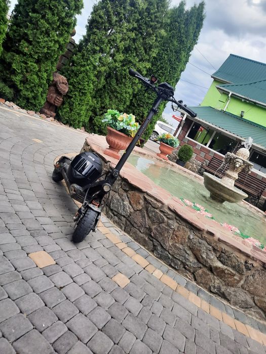 Продам електросамокат