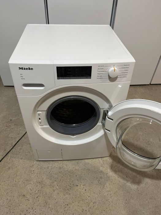 Пральна машина Miele WWA120 2025рік