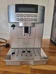 Ekspres marki DeLonghi dobry stan