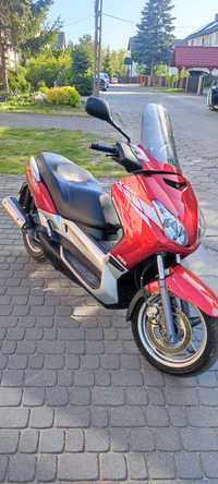 Yamaha skycruser 125(X-MAX)