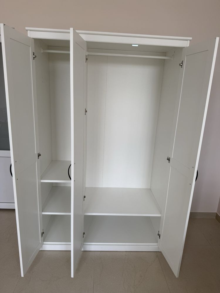 Шкаф гардероб из IKEA