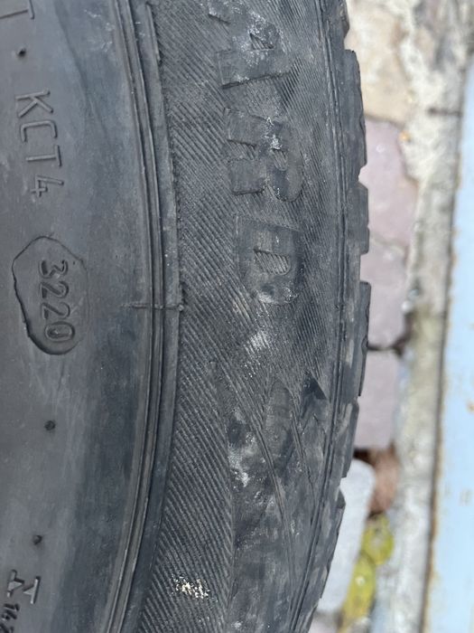 Rosava SnowGard 215/65R16 98T