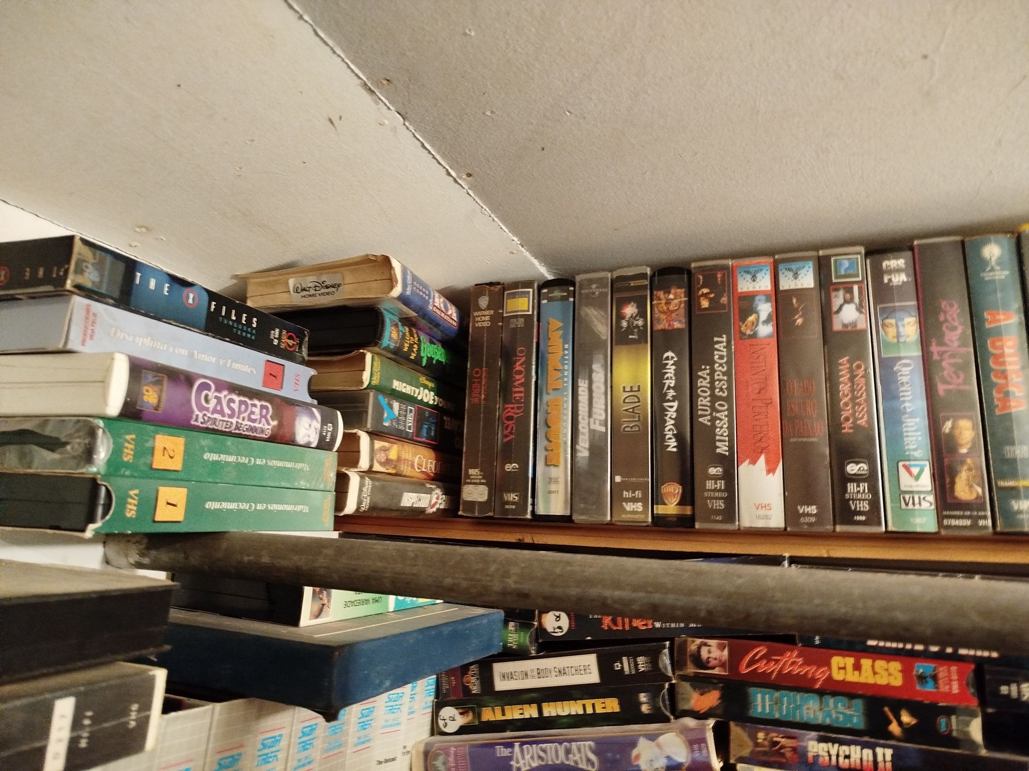 Cassetes VHS sistema pal e nstc