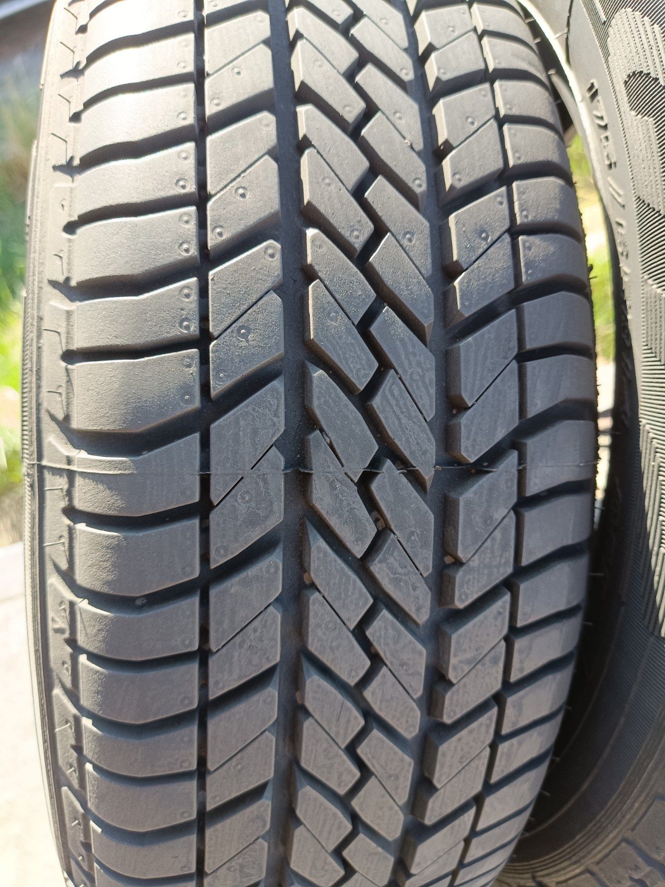 Літні шини Goodyear 175/65 R14 резина Р14