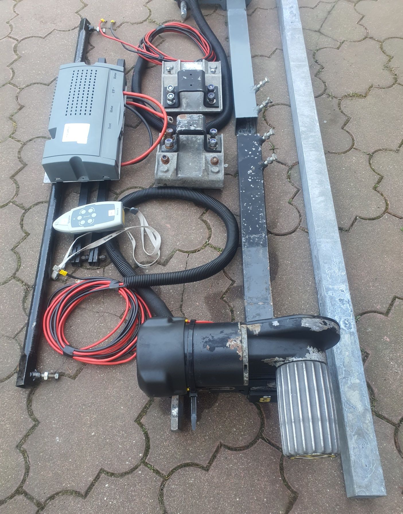 Mover napęd elektryczny do przyczepy kempingowej Truma