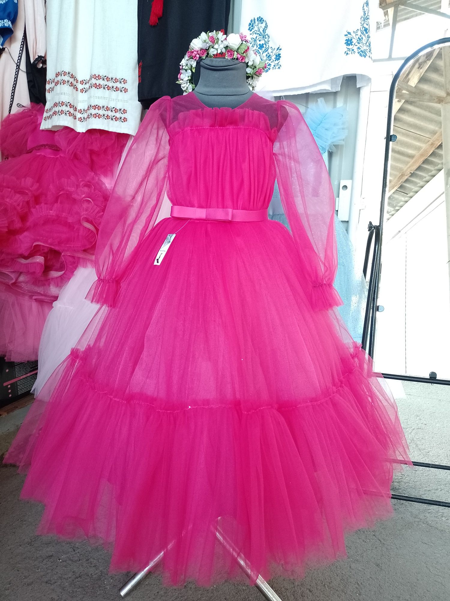 Випускне плаття в садок, сукня на випускний, рожеве