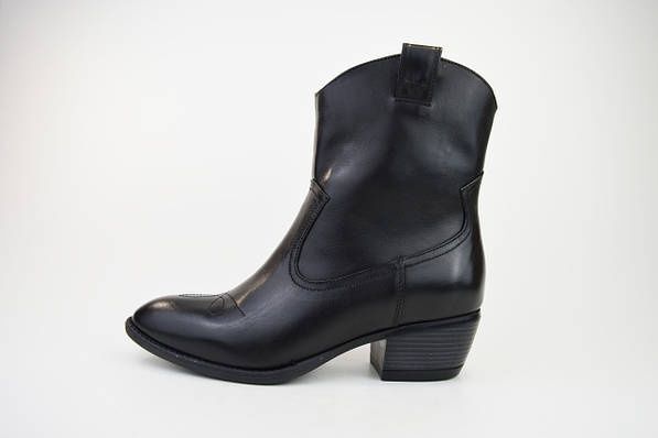 Ботинки казаки Corso Vito